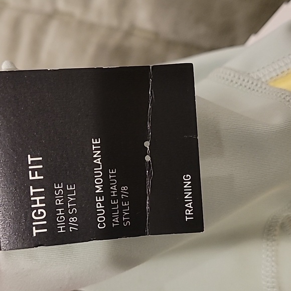 NWT Adidas high rise tight fit 7/8 style womens large linen green beam yellow - Picture 4 of 4